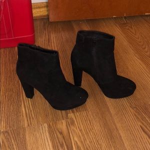 Black ankle boot heels